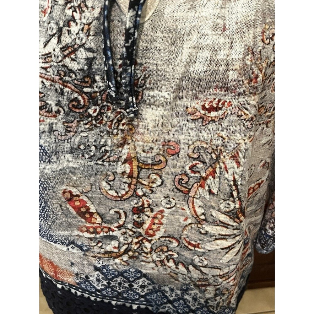 Chico's Women's Multi-Colored Size 0 (4-6) Top Embroidered Hem Dolman 3/4 Sleeve - Picture 4 of 7